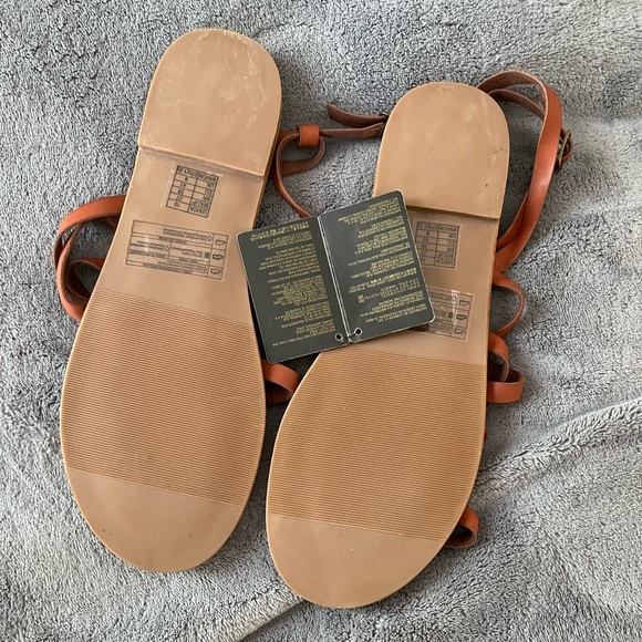 Forever 21 Genuine Leather Ankle Strap Sandals - Picture 2 of 4